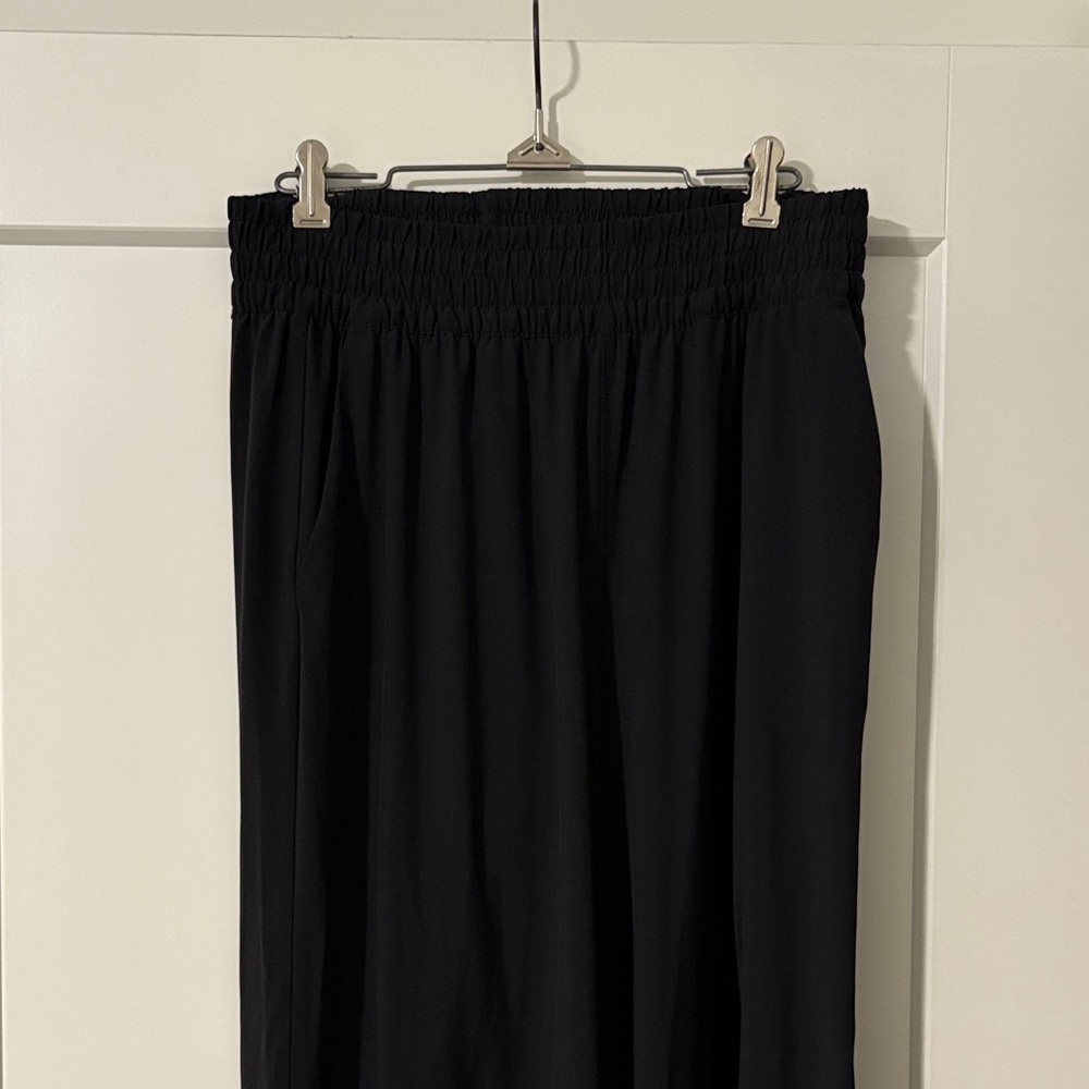 Vuori Villa Wideleg Pants Long in Black Sz Large